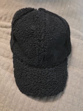 Plush Sherpa Black Baseball Cap - Women